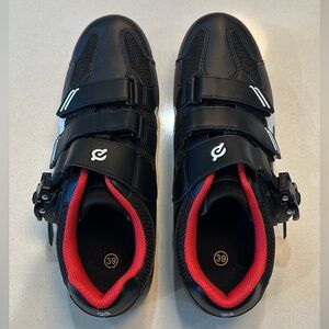 Women’s Peloton Shoes - Size 39
